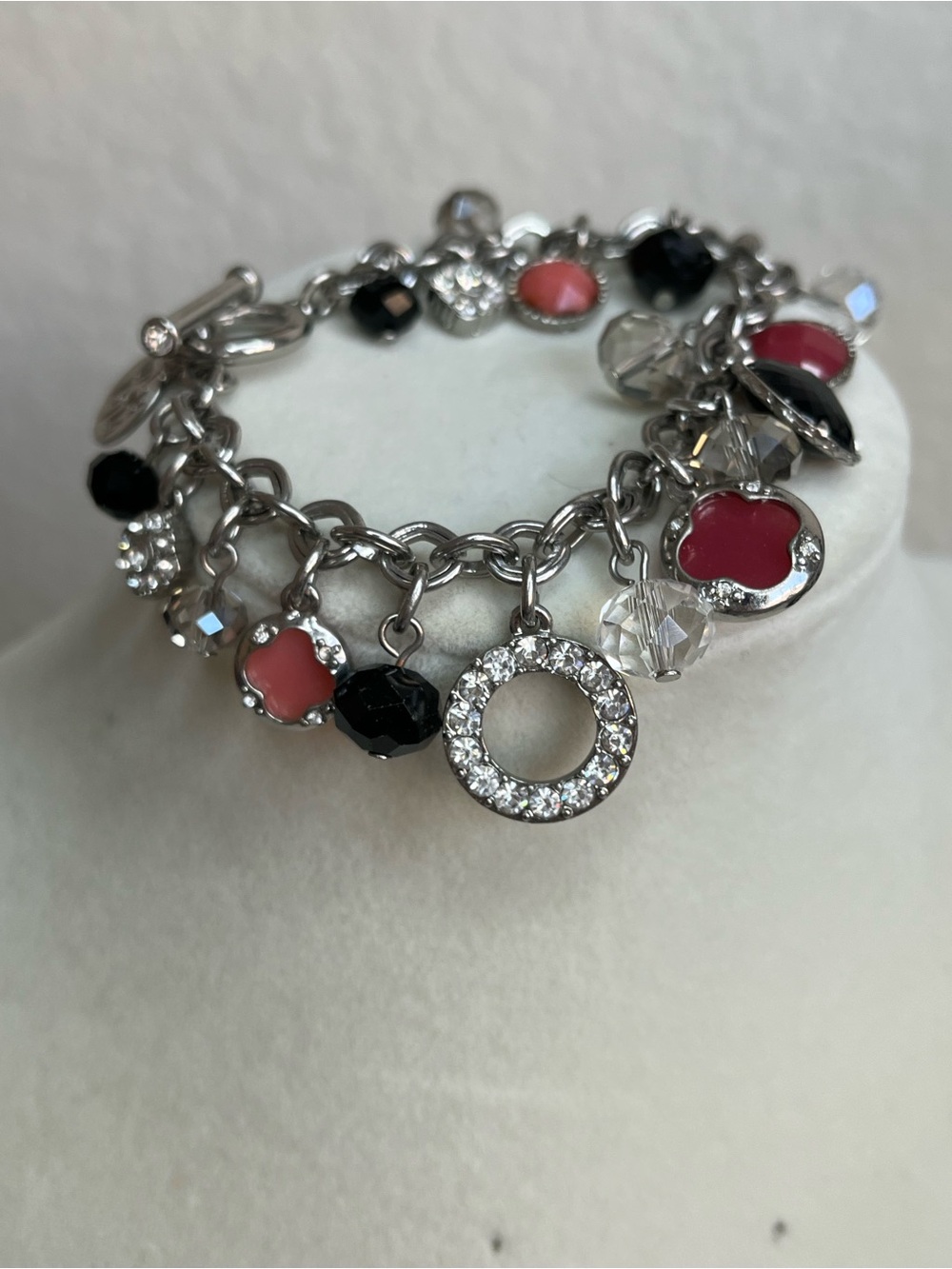 White House Black Market Silver Tone Charm Cable Bracelet Pink/Black Crystal 7”
